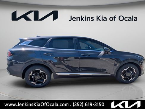 New 2026 Kia Sportage EX FWD image 2
