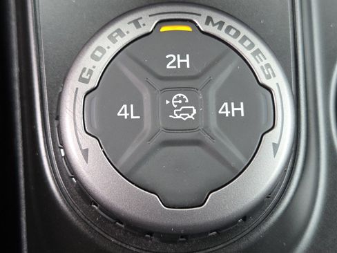 Used 2022 Ford Bronco Big Bend image 6