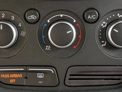 Used 2015 Ford Escape SE AWD/4WD image 23