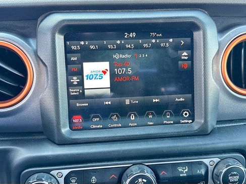 Used 2021 Jeep Gladiator Mojave AWD/4WD image 15