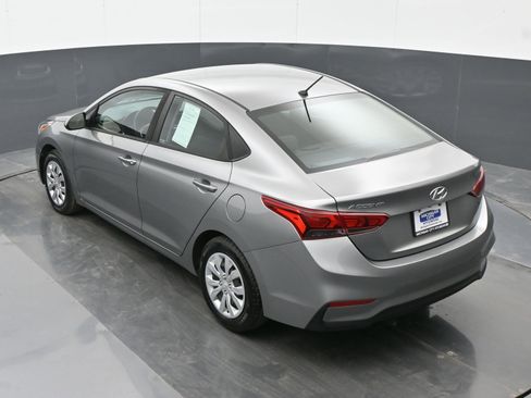 Certified 2022 Hyundai Accent SE image 33