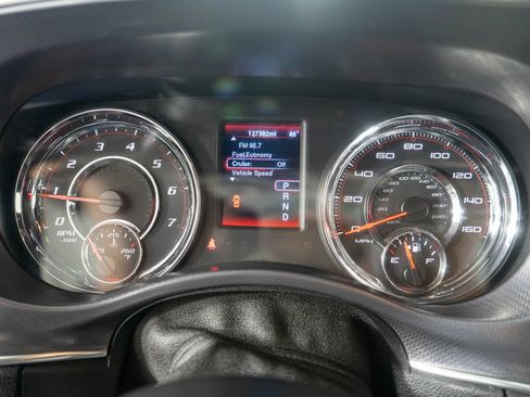 Used 2014 Dodge Charger SE RWD image 17