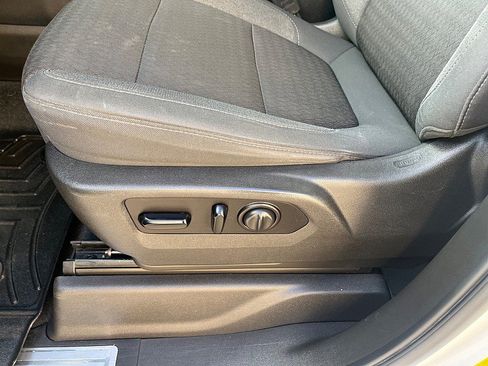 Used 2020 GMC Sierra 1500 Elevation image 21