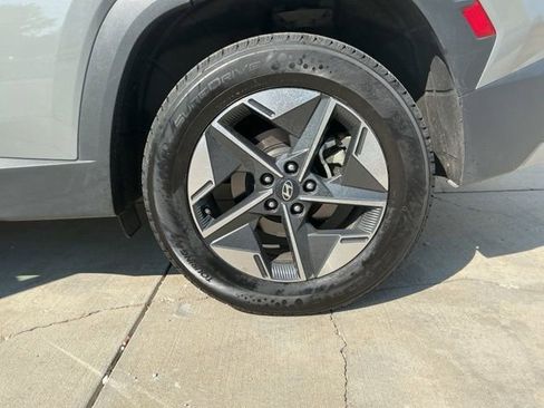 Certified 2025 Hyundai Tucson SEL AWD/4WD image 29