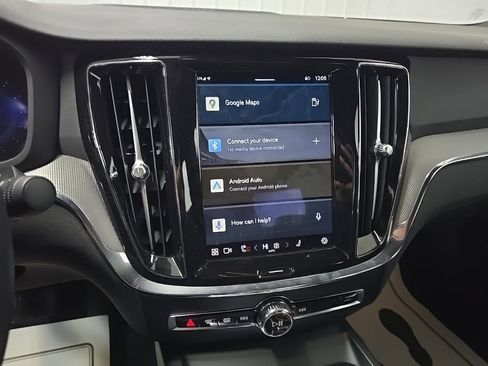 Used 2024 Volvo S60 B5 Plus w/ Climate Package image 26