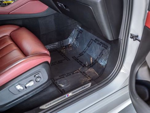 Used 2021 BMW X6 xDrive40i w/ M Sport Package image 49