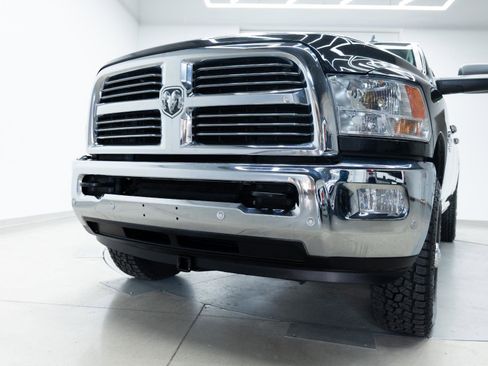 Used 2018 RAM 2500 Big Horn image 28