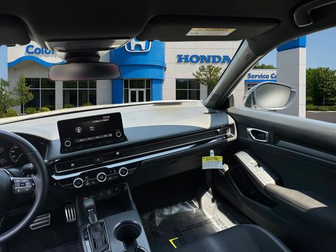 Used 2026 Honda Civic Sport image 31