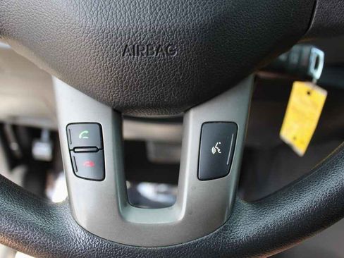 Used 2015 Kia Sportage LX AWD/4WD image 17