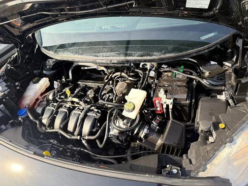 Used 2019 Ford Transit Connect XL FWD image 31