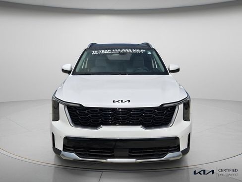 Certified 2024 Kia Sorento EX w/ Panoramic Sunroof Package FWD image 4