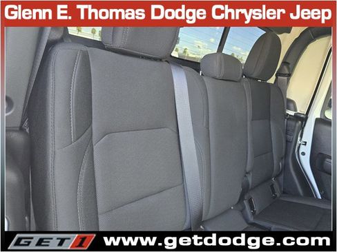 Certified 2022 Jeep Gladiator Willys image 30