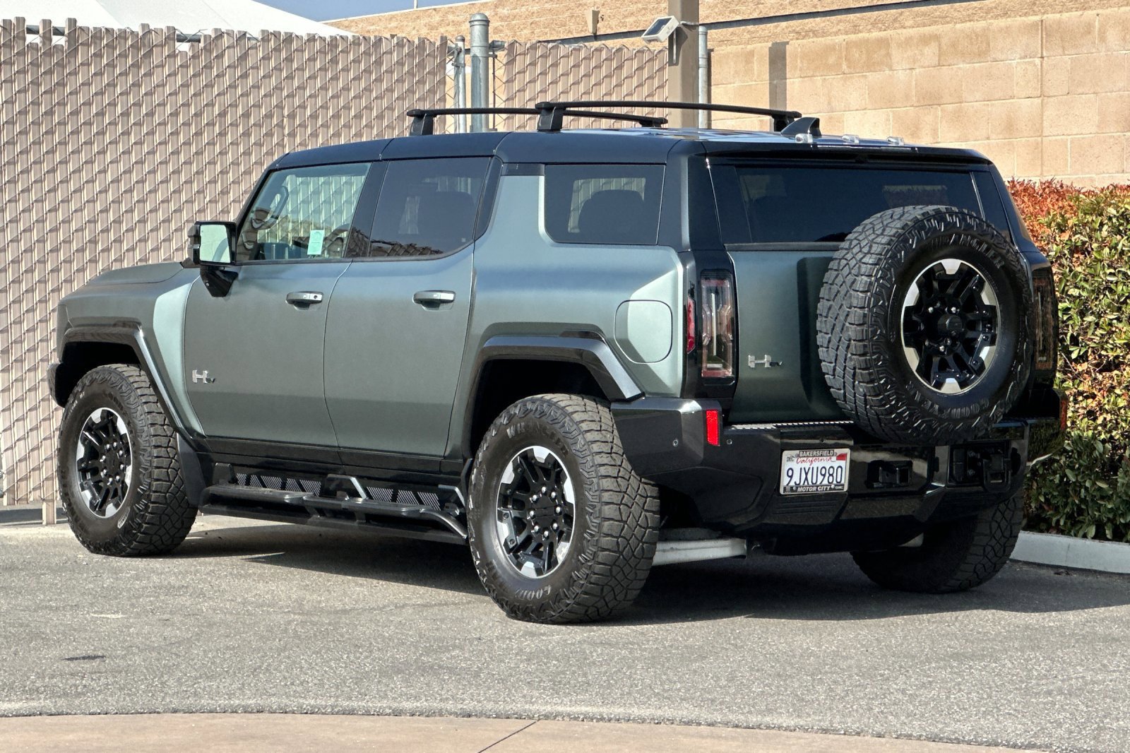 Certified 2024 GMC Hummer EV 3X w/ Extreme Off-Road Package AWD/4WD image 6