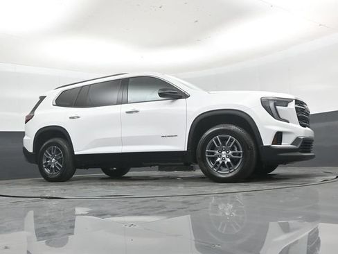 Used 2025 GMC Acadia Elevation FWD image 42
