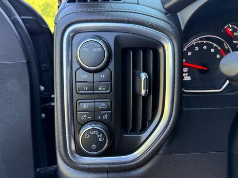 Used 2021 Chevrolet Silverado 1500 RST w/ Redline Edition AWD/4WD image 33