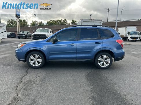 Used 2015 Subaru Forester 2.5i w/ Alloy Wheel Package AWD/4WD image 4