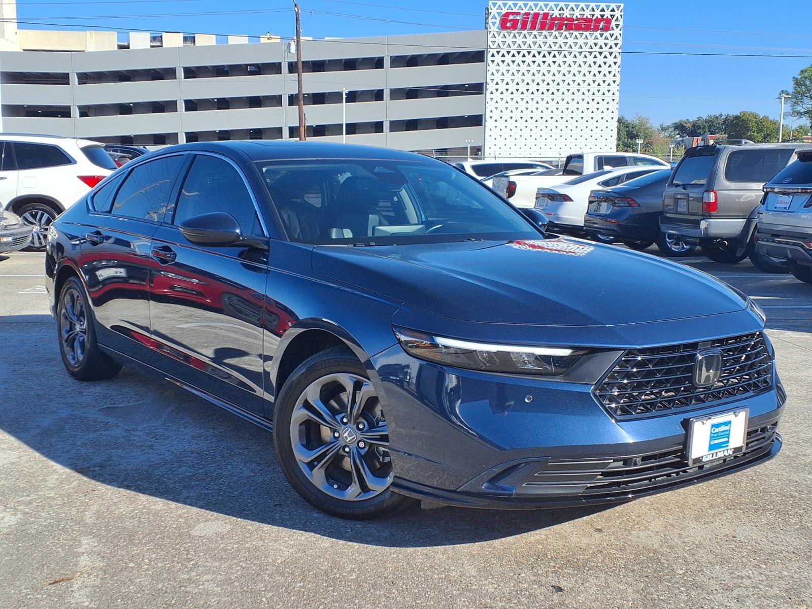 Used 2016 Honda Pilot Touring image 2