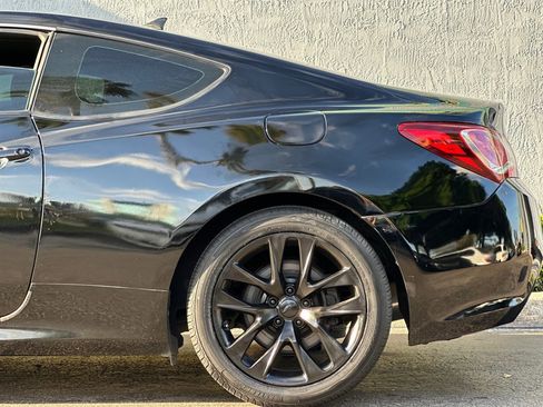 Used 2013 Hyundai Genesis 2.0T image 16