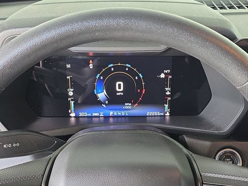 Certified 2023 Chevrolet Colorado Trail Boss w/ Technology Package AWD/4WD image 11