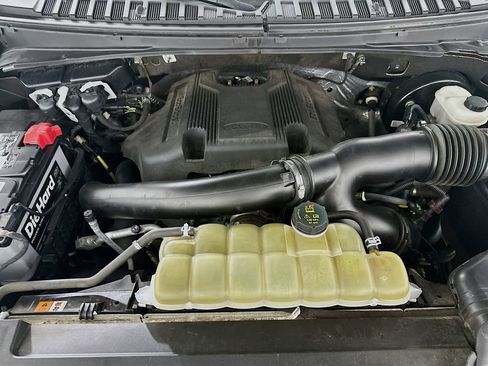 Used 2020 Ford Expedition Limited RWD image 32