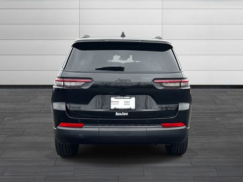 New 2025 Jeep Grand Cherokee L Limited w/ Black Appearance Package image 5