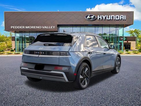 Used 2025 Hyundai Ioniq 5 SEL image 4
