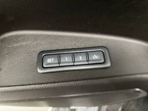 Used 2018 GMC Yukon Denali w/ Open Road Package AWD/4WD image 16