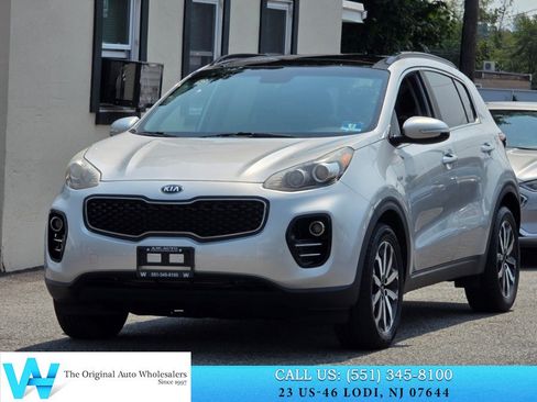 Used 2018 Kia Sportage EX w/ EX Premium Package AWD/4WD image 3