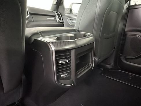 New 2026 RAM 1500 4x4 Crew Cab image 13