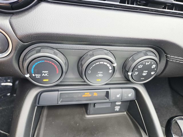 New 2026 MAZDA MX-5 Miata Club w/ Weather Package RWD image 25