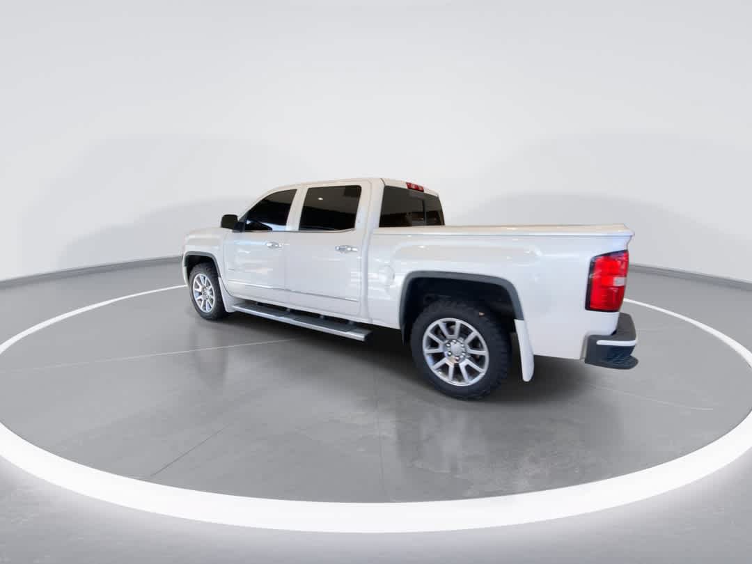 Used 2014 GMC Sierra 1500 Denali w/ Driver Alert Package AWD/4WD image 6