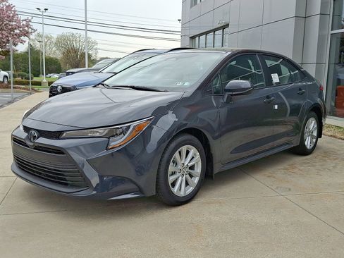 New 2026 Toyota Corolla LE image 3