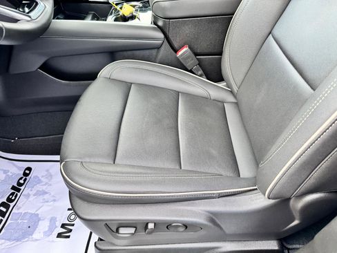 Used 2025 Chevrolet Tahoe Premier image 11