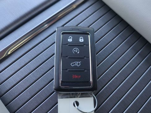 New 2026 Jeep Grand Wagoneer L 4WD image 28