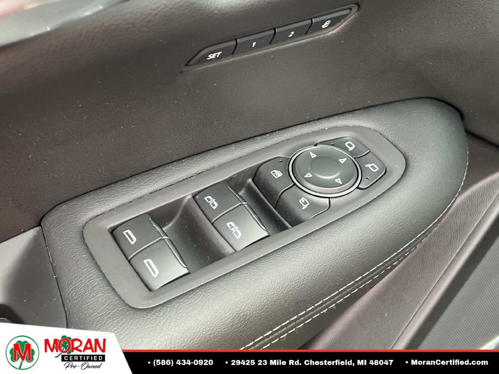 Used 2020 Cadillac XT5 Premium Luxury FWD image 16