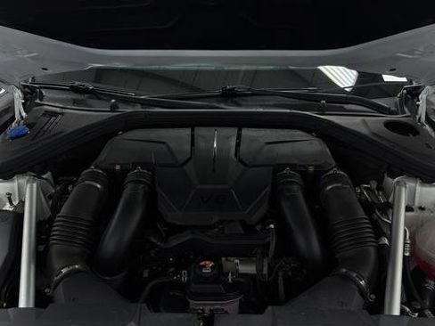 Used 2025 Genesis GV70 3.5T Sport w/ Sport Prestige Package image 28