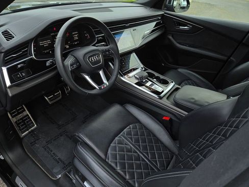 Used 2024 Audi SQ8 Premium Plus w/ Executive Package image 9