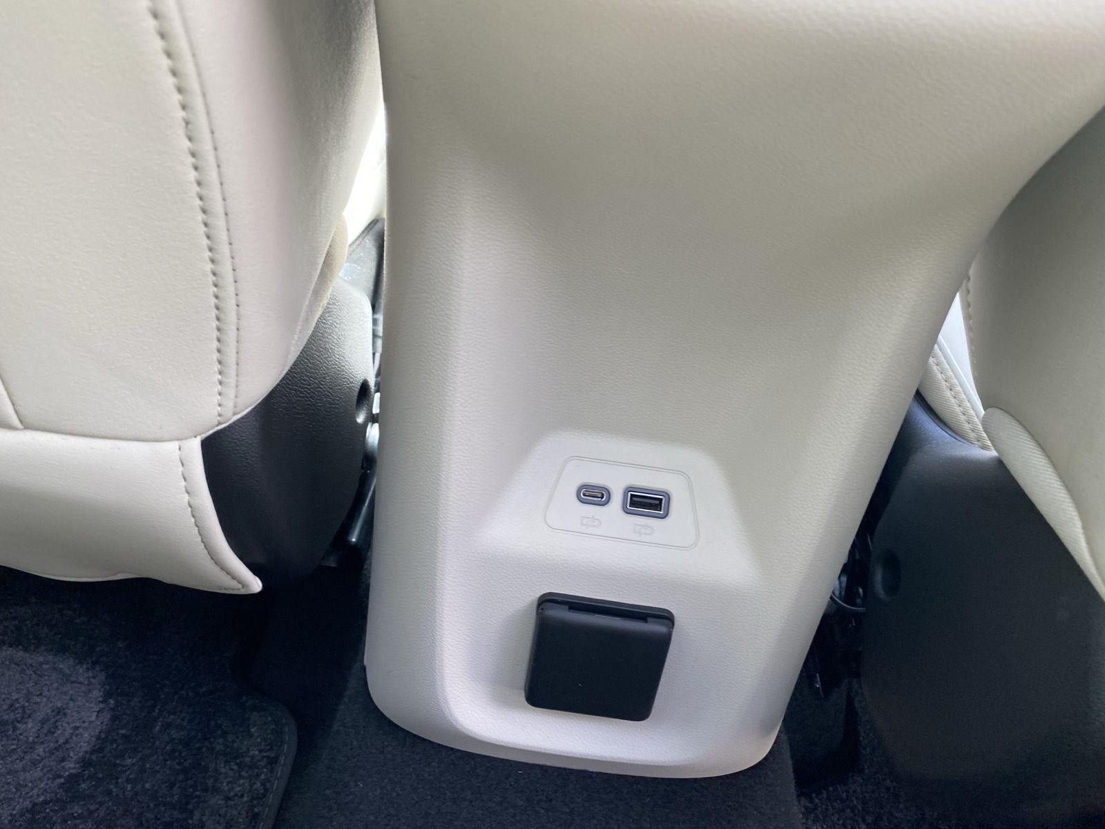 Used 2023 Buick Envision Avenir AWD/4WD image 40