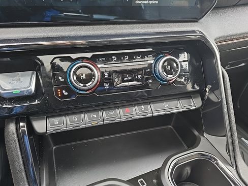 Used 2024 GMC Sierra 3500 AT4 w/ AT4 Premium Plus Package image 19