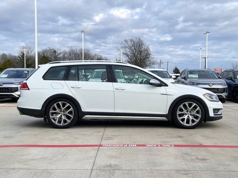 Used 2019 Volkswagen Golf Alltrack SEL image 7