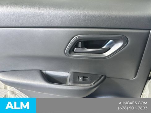 Used 2024 Nissan Rogue S FWD image 24