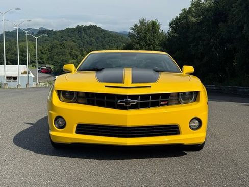 Used 2010 Chevrolet Camaro SS w/ RS Package RWD image 26