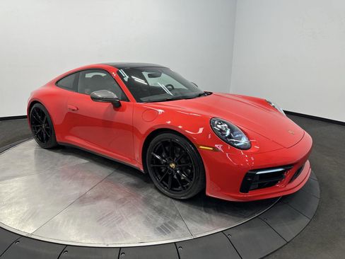 Certified 2024 Porsche 911 Carrera T image 9