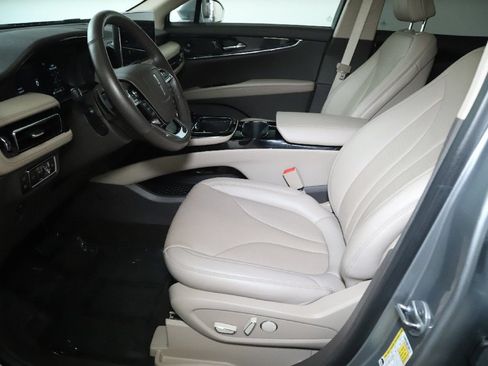Used 2023 Lincoln Nautilus Reserve w/ Equipment Group 201A AWD/4WD image 19
