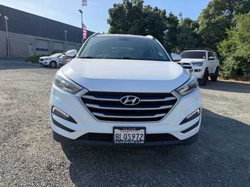 Used 2018 Hyundai Tucson SEL FWD image 8