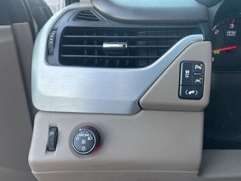 Used 2016 GMC Yukon SLT w/ Open Road Package image 14