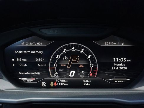 Used 2022 Lamborghini Urus AWD/4WD image 44