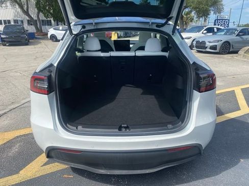Used 2022 Tesla Model Y Performance AWD/4WD image 12