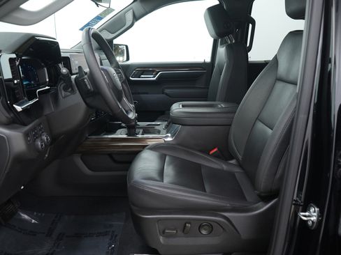 Used 2022 Chevrolet Silverado 1500 LT Trail Boss w/ LT Trail Boss Premium Package image 23