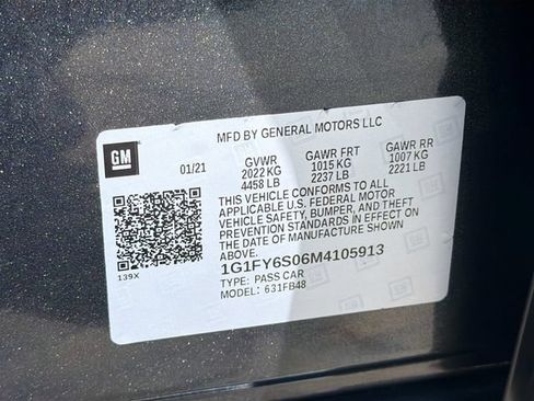 Used 2021 Chevrolet Bolt LT FWD image 29
